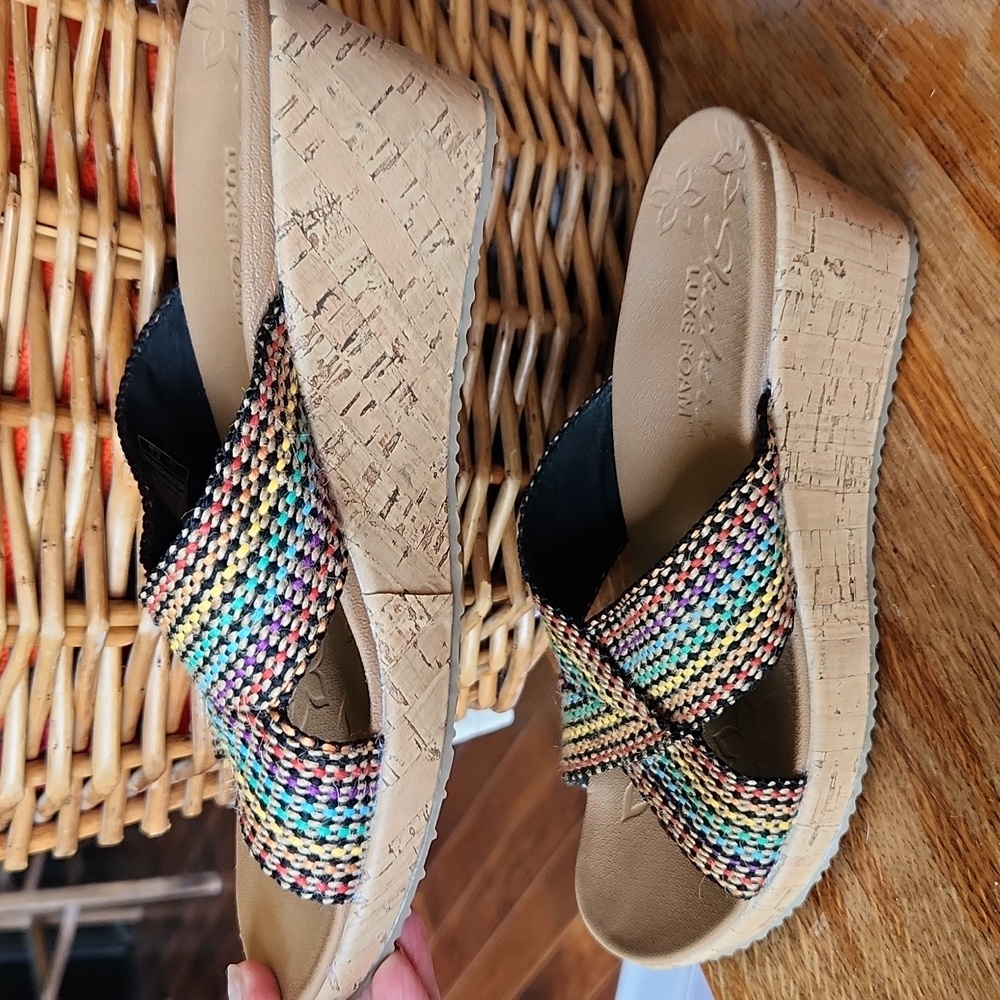 Skechers Luxe Foam Woven Multicolored Sandals sz 9‎ - Picture 6 of 16